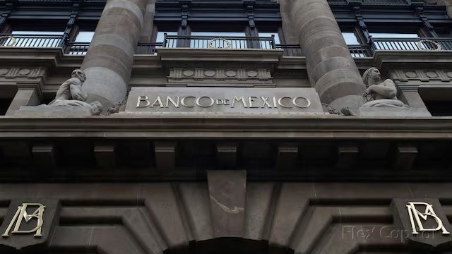 Flex Capital Banco central de México recorta a la mitad pronóstico crecimiento economía en 2025